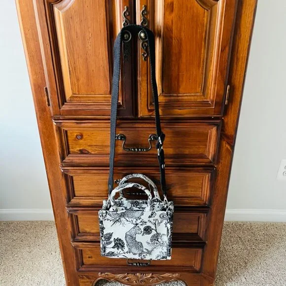 A New Day Toile Leopard Crossbody Bag, Cream & Black - Picture 3 of 6